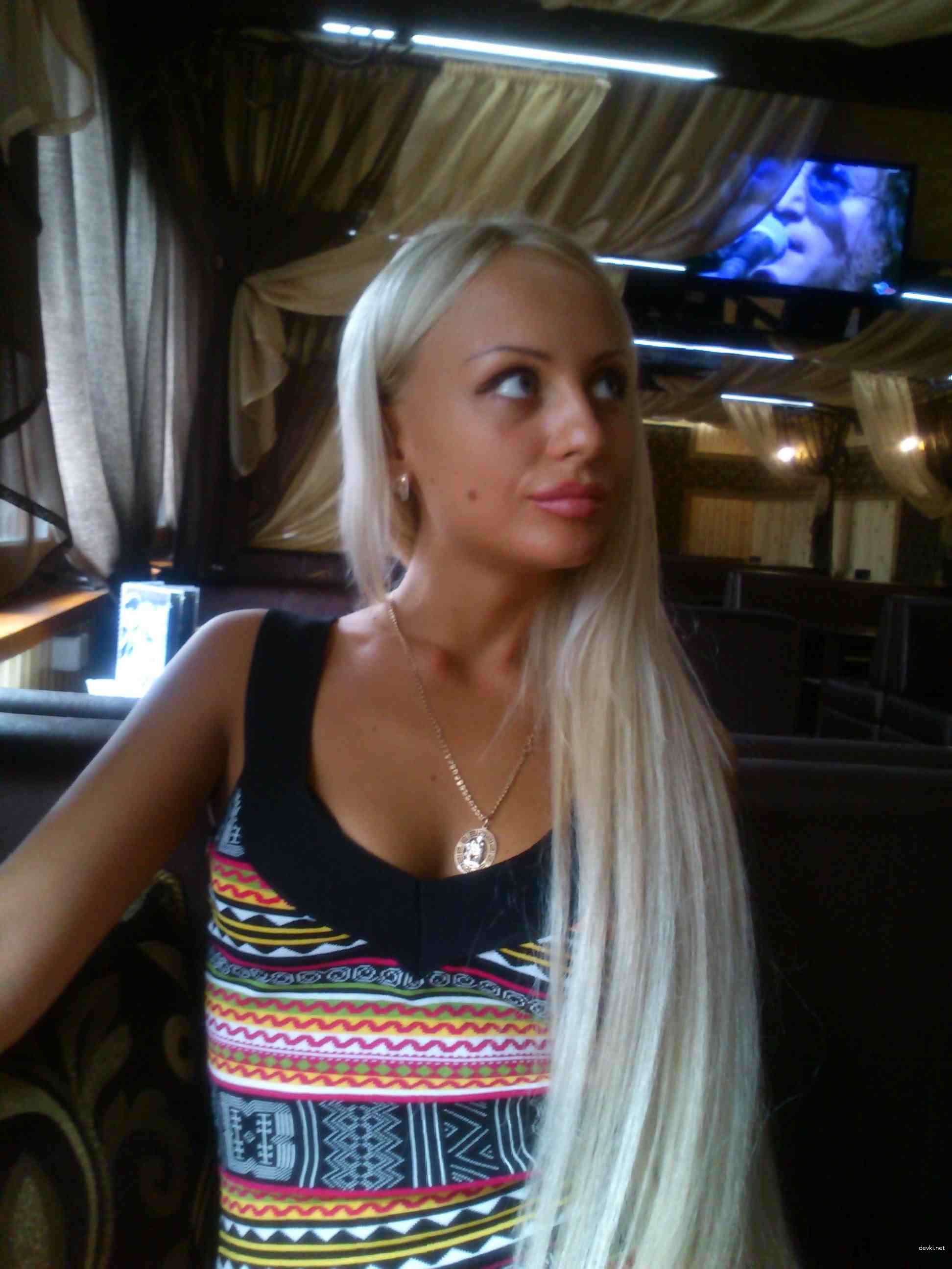 Sexy Glam Blonde Pornstar Satisfies All Your Desires