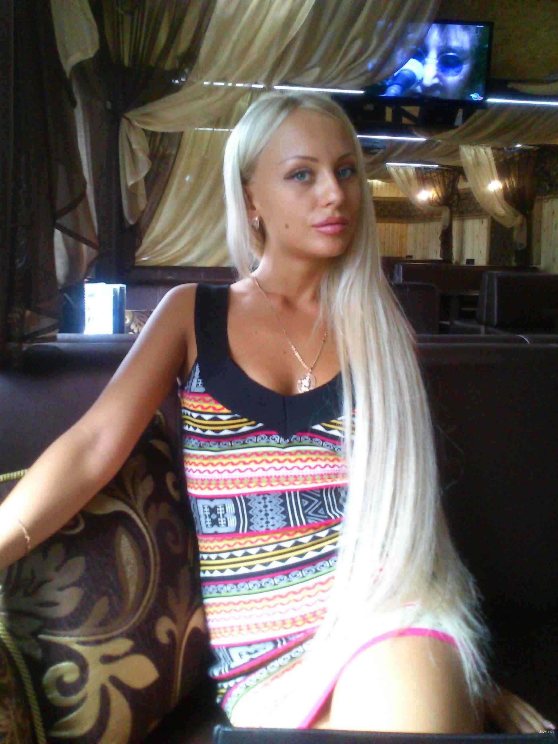 Sexy Glam Blonde Pornstar Satisfies All Your Desires