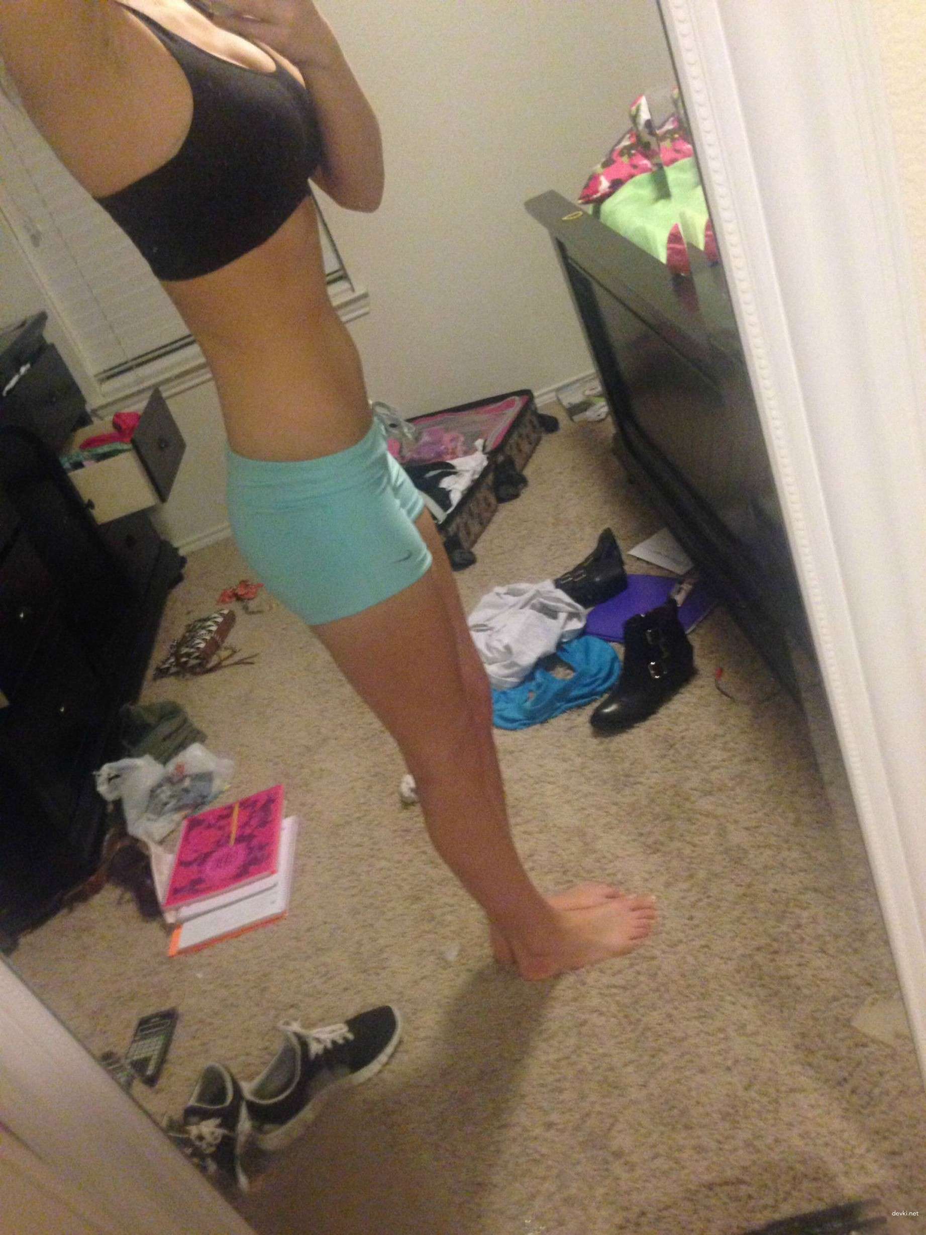 Stunning Girl's Sexy Figure - Sizzling Hot Curves and Toned Body