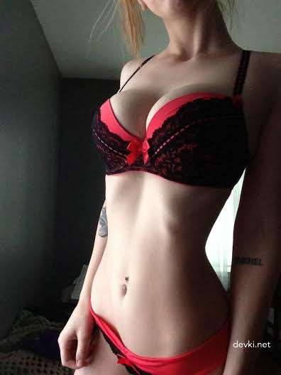 Seductive Blonde Bombshell in Lingerie: Hot and Sexy Photoshoot