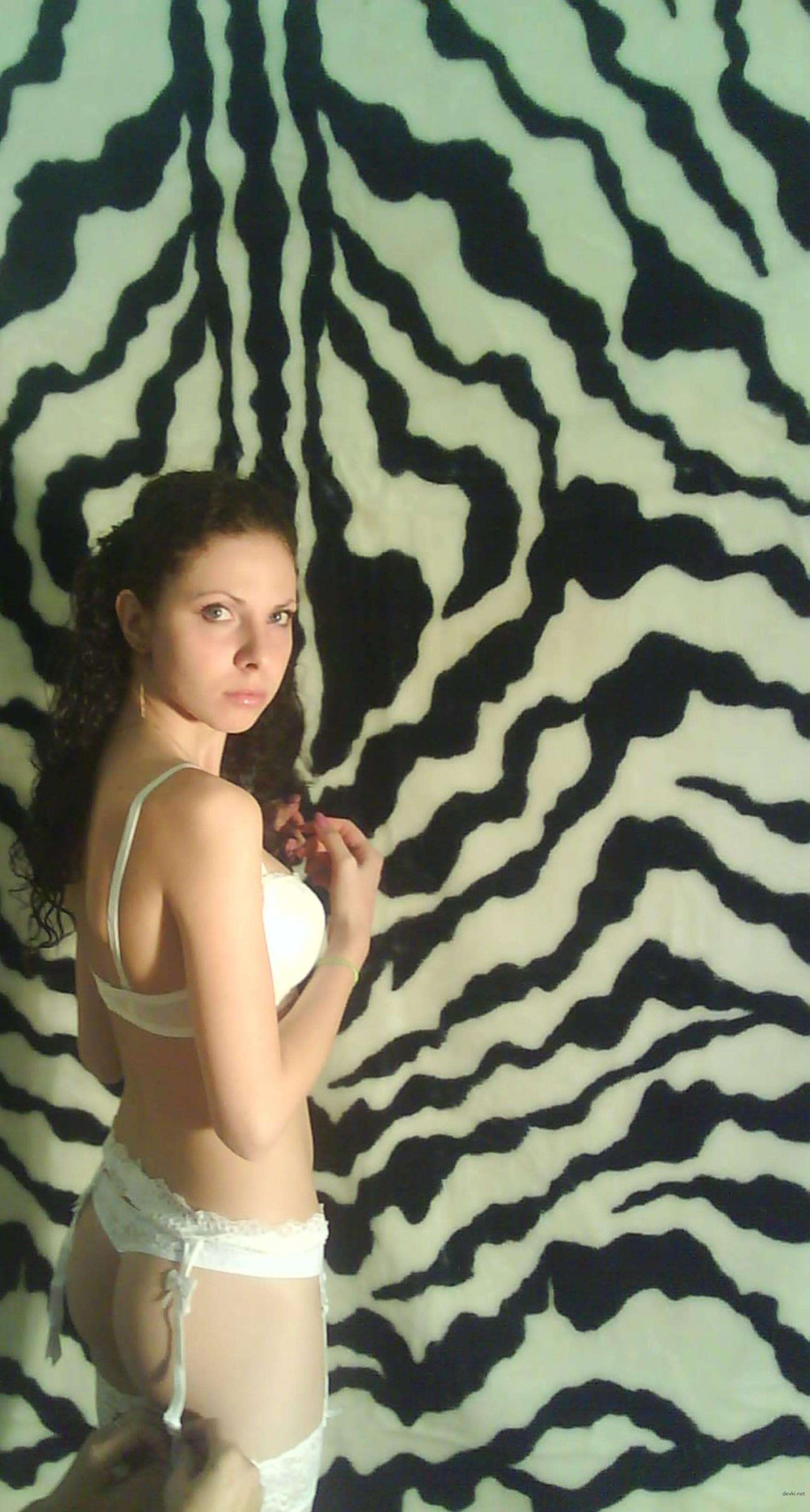 Provocative Private Photo of Young Wife - Explicit and Sensual Image