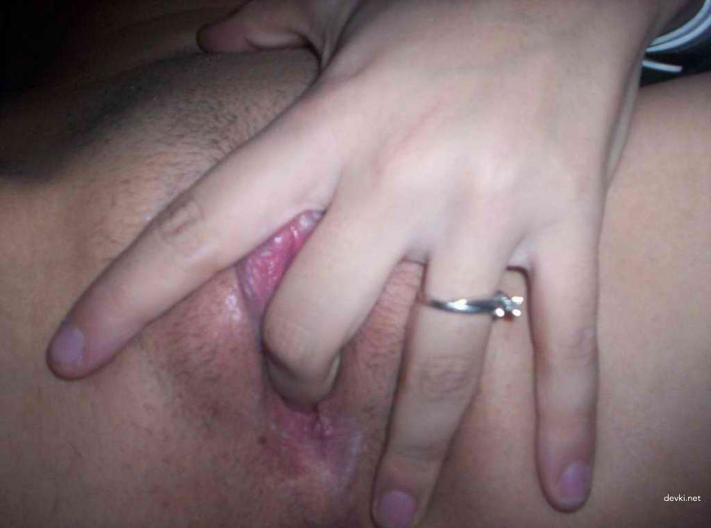 Hot Naked Brunettes in Private Photo - Explicit Amateur Porn