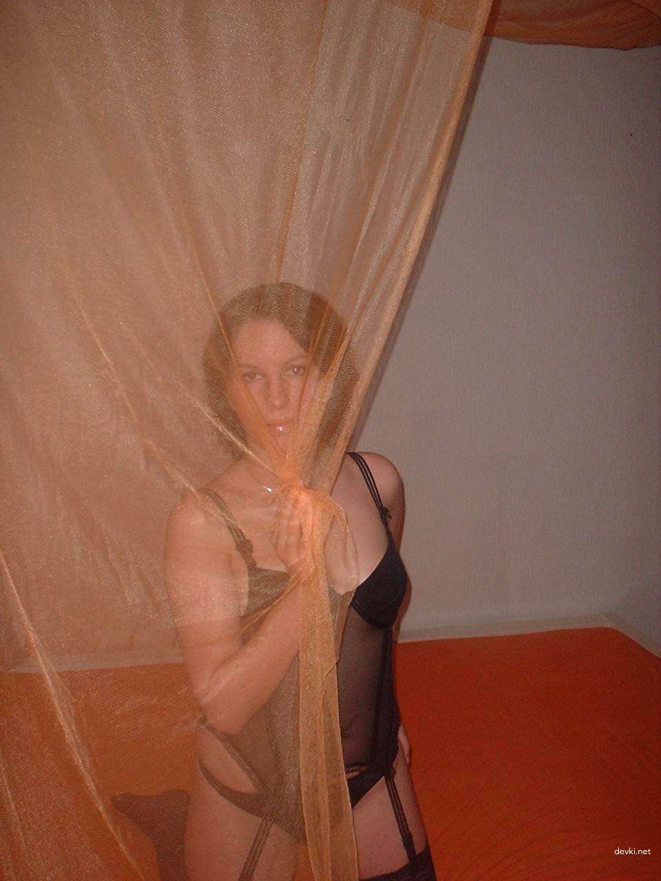 Ex-Babe's Explicit XXX Photo - Hot Amateur Girlfriend Sex Tape