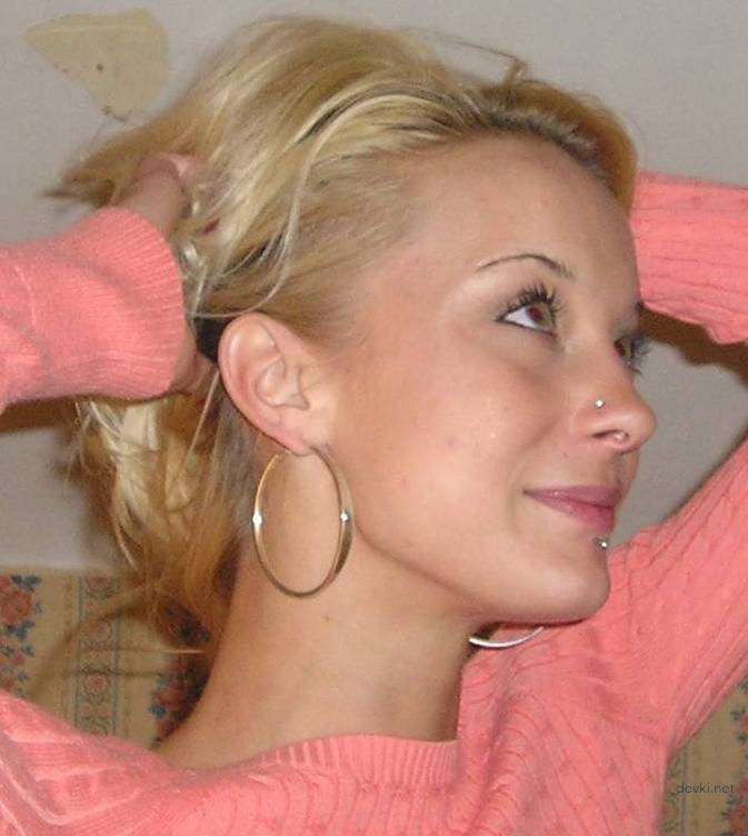 Skinny Slut Engages in Hardcore Sex - XXX Skinny Babe Gets Fucked