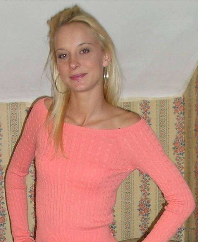 Skinny Slut Engages in Hardcore Sex - XXX Skinny Babe Gets Fucked