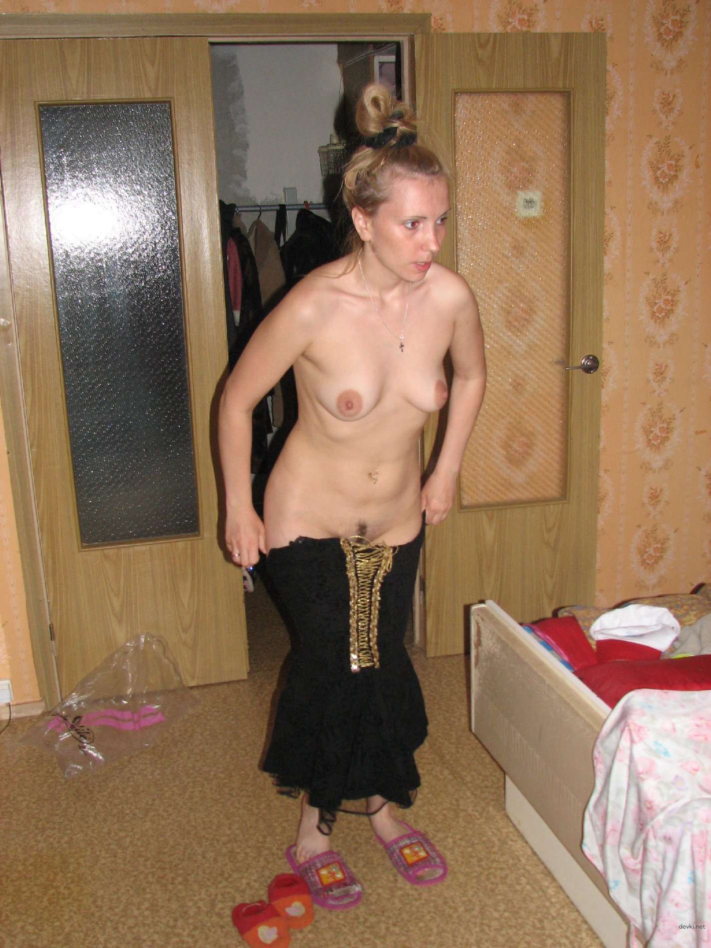 Private Slutty Student's Explicit Homemade Photos