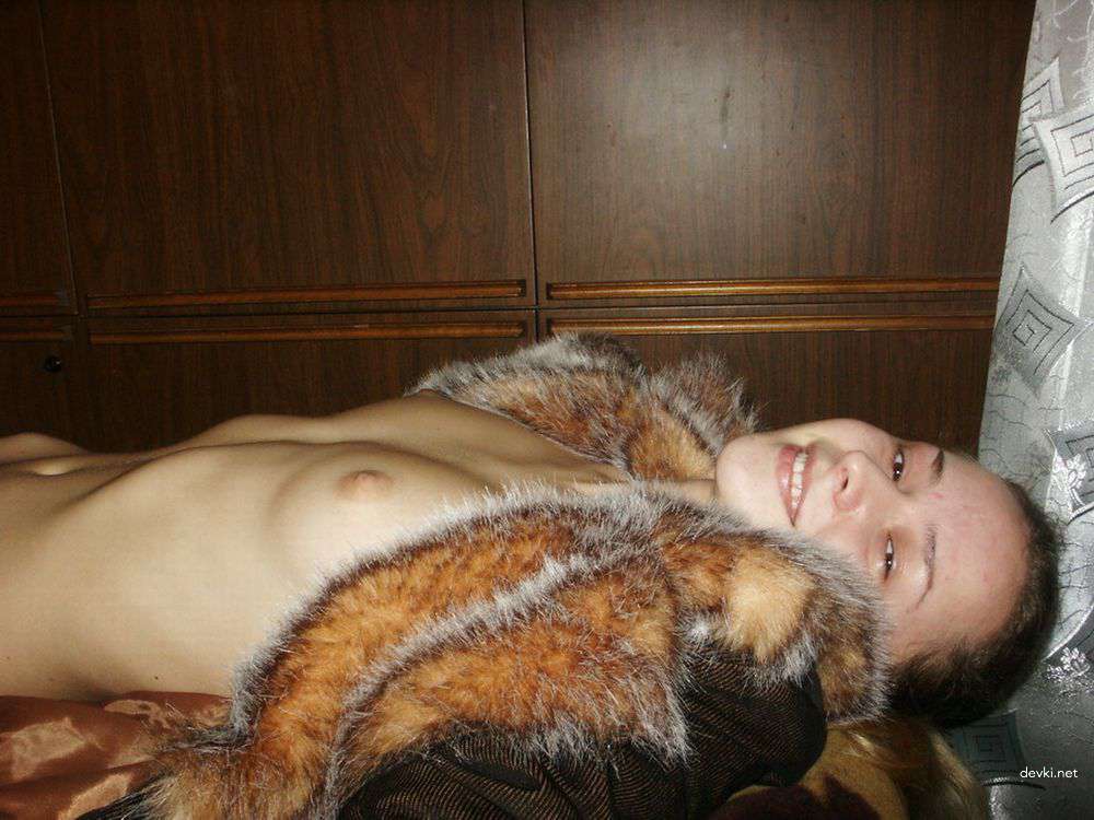 Sexy Young Wife in Her Room: Hot and Sultry Bedroom Photoshoot