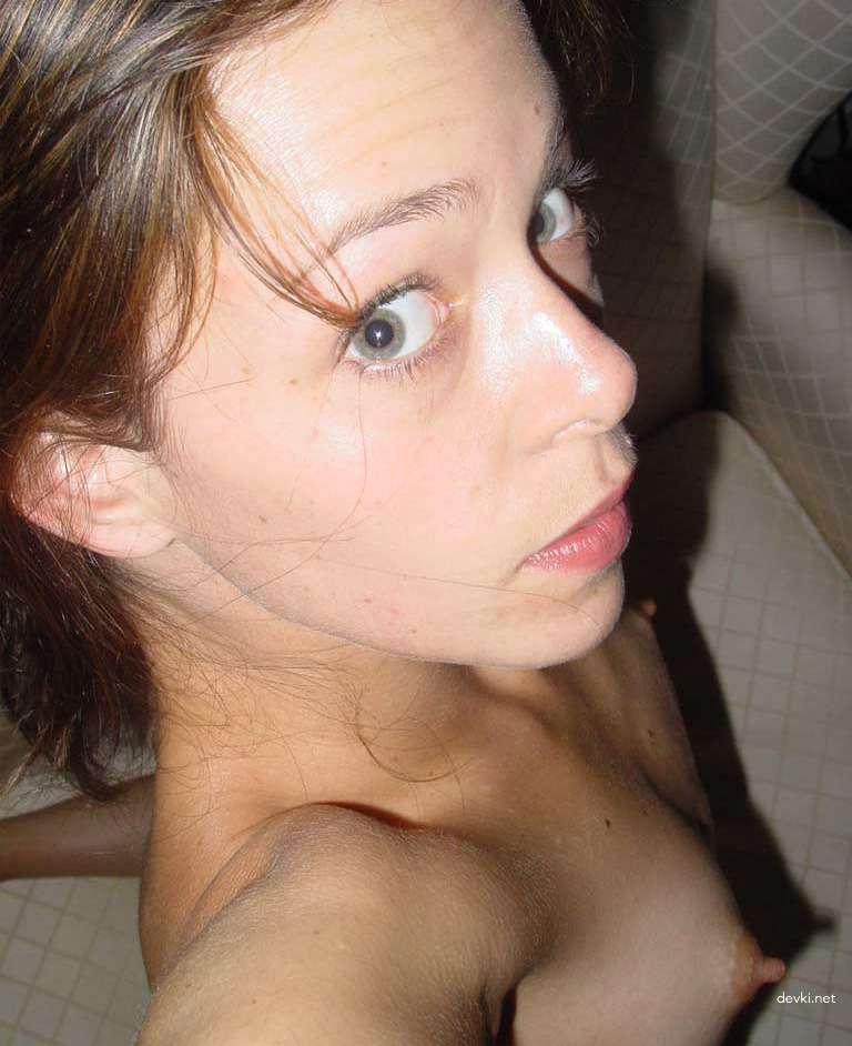 Private Photo of Skinny Babe - Explicit and Seductive Selfie