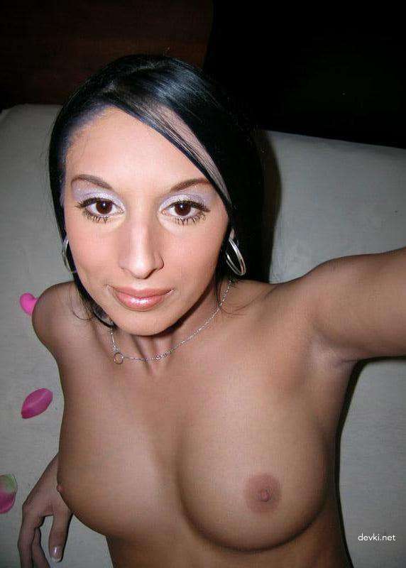 Intimate Photo of Busty Girl - Explicit XXX Picture for Horny Users