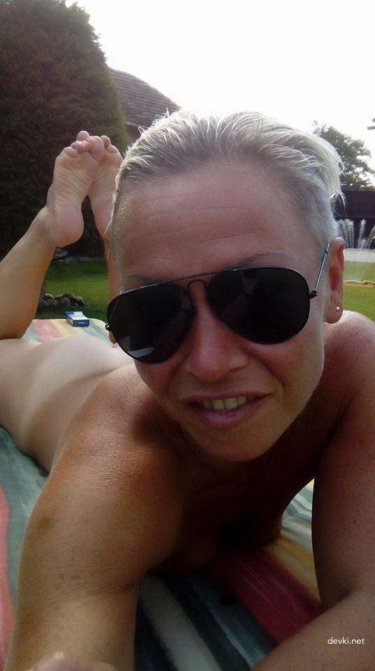 Mature Slut's Homemade Erotica and Porn - Explicit MILF Action
