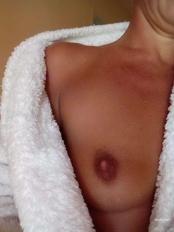 Mature Slut's Homemade Erotica and Porn - Explicit MILF Action