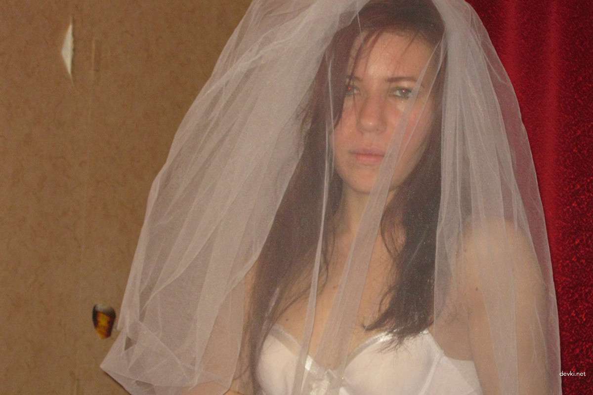 Sexy Bride Gets Naughty on Wedding Night - Explicit Porn Photo