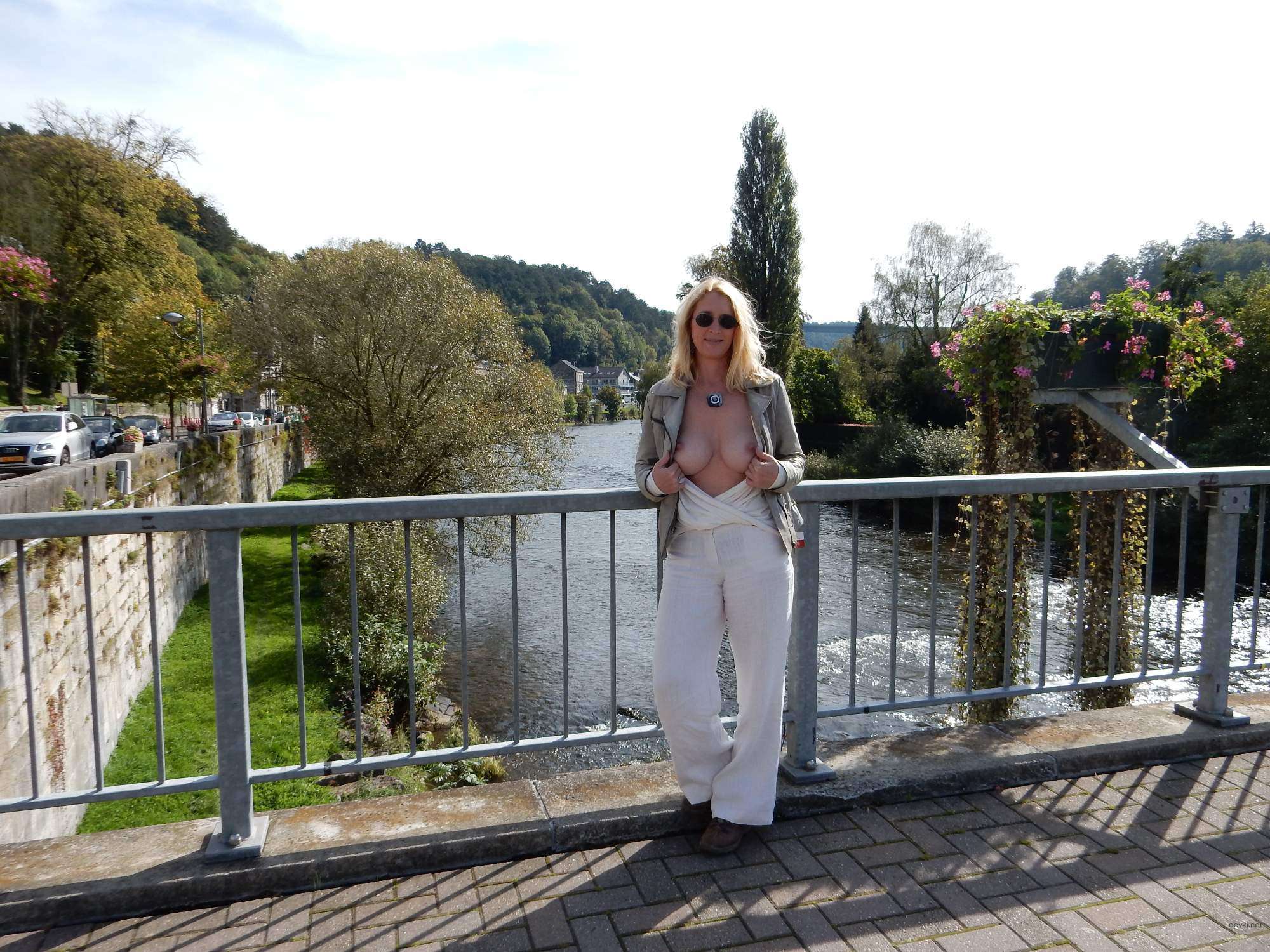 Mature Woman Gets Turned On by Naked Strolls: Explicit Voyeurism in Public