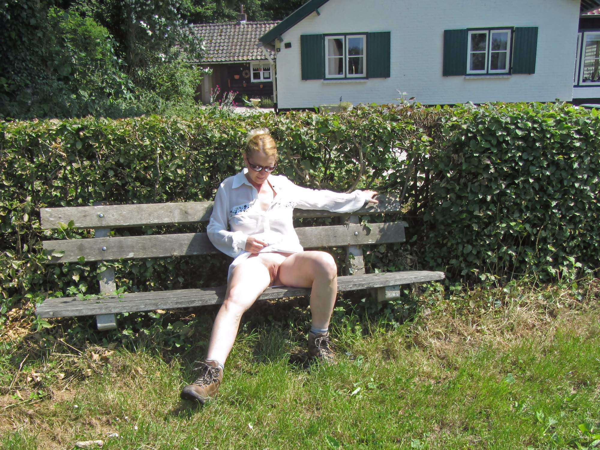 Mature Woman Gets Turned On by Naked Strolls: Explicit Voyeurism in Public