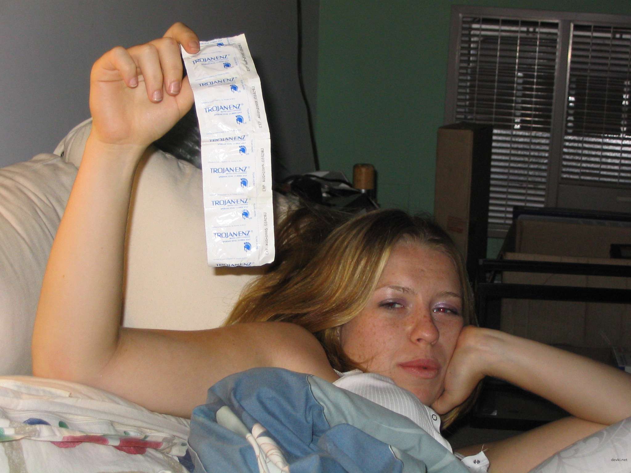 Guy Gives Girl Intense Cunnilingus - Explicit Oral Sex Action