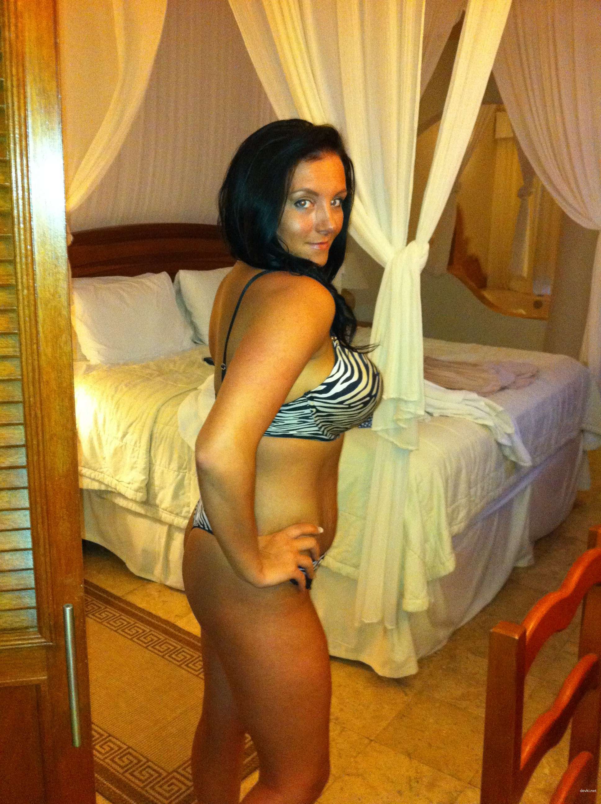 XXX Porn Photo Collection: Explicit Images for Your Ultimate Pleasure