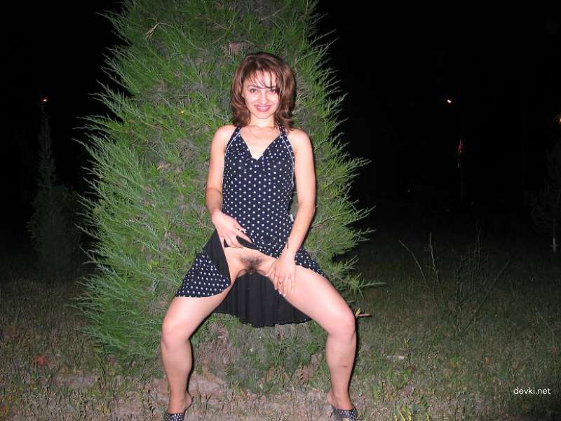 Private Sex Photos of Woman with Huge Mouth - Explicit Blowjob Pics