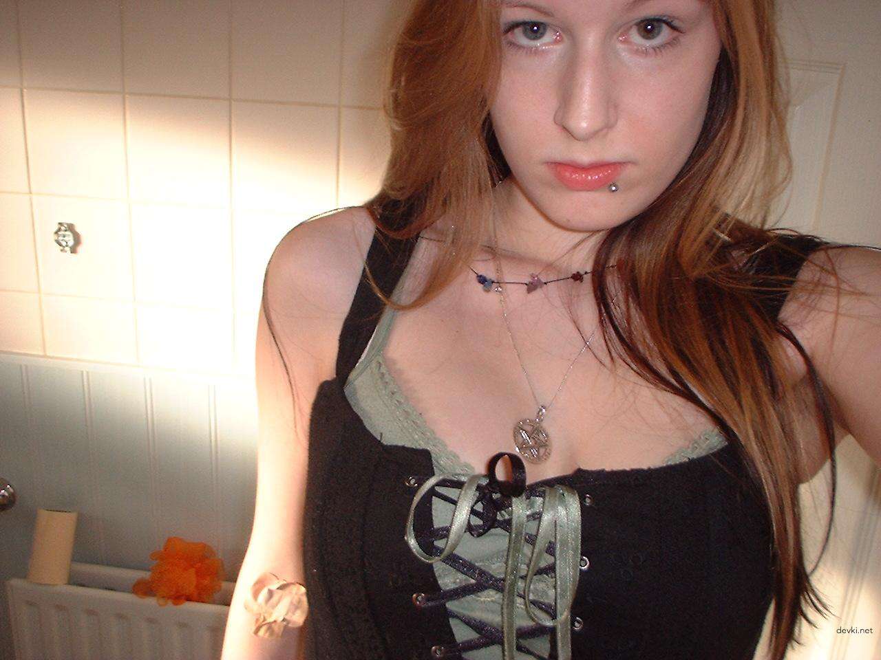Amateur Blonde Babes Collection: Explicit Blonde Girls Photos