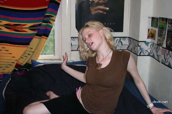Amateur Blonde Babes Collection: Explicit Blonde Girls Photos