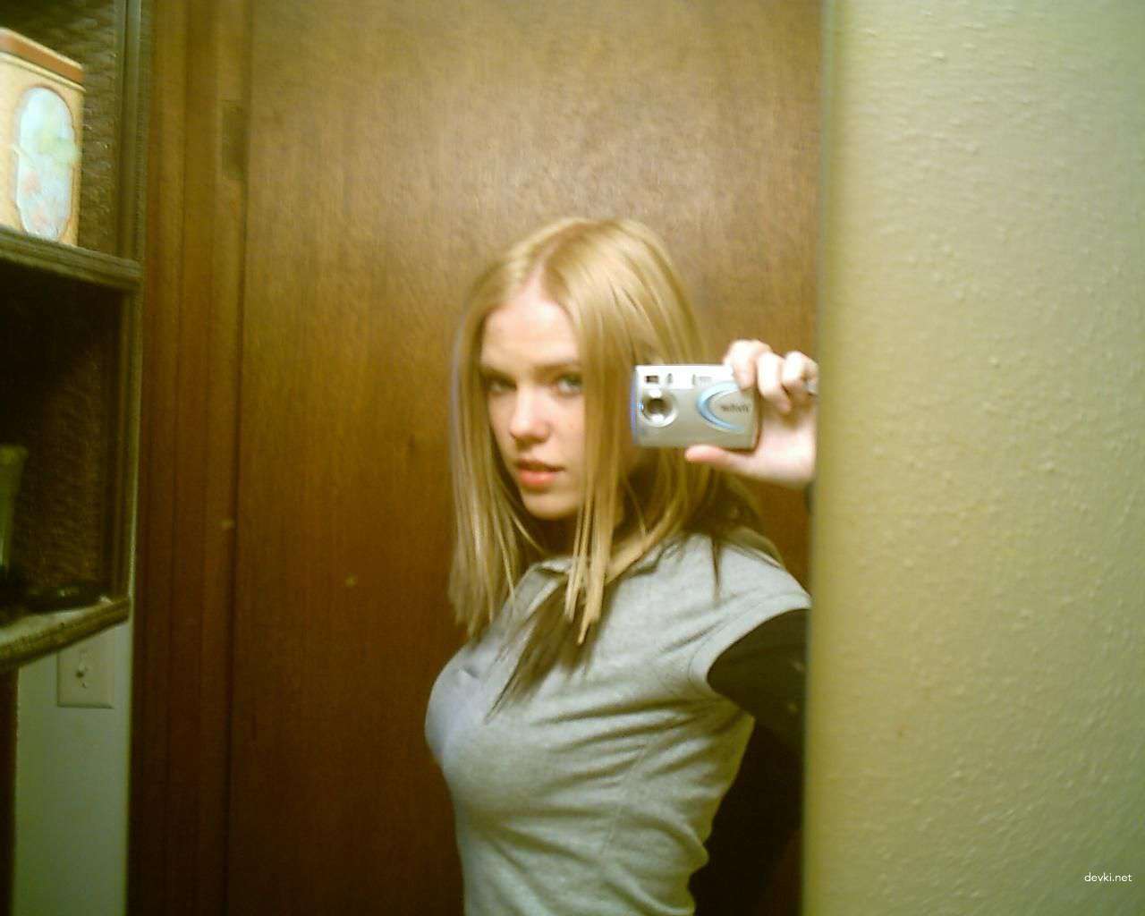 Sexy Blonde's Personal Photos: Explicit Images of Hot Blondie