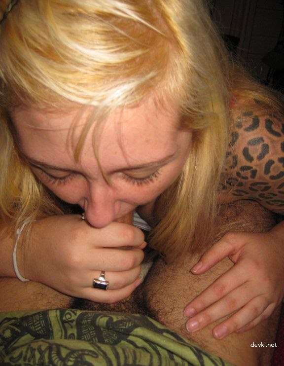Tattooed Girl Gives Blowjob: Explicit Oral Sex Photo