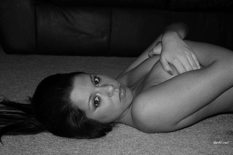 Private Erotic Album of Cute Girl: Explicit Photos for Adults Only