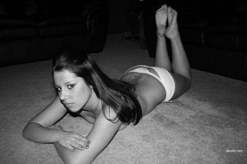 Private Erotic Album of Cute Girl: Explicit Photos for Adults Only