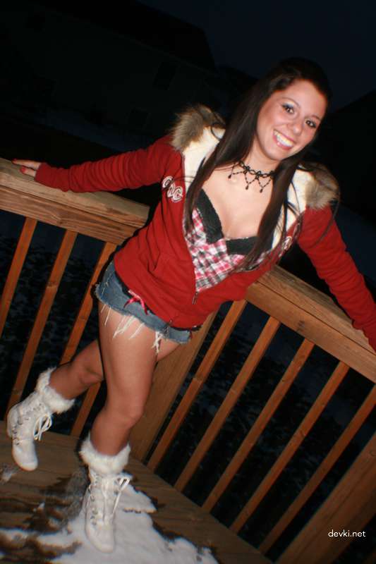Private Erotic Album of Cute Girl: Explicit Photos for Adults Only