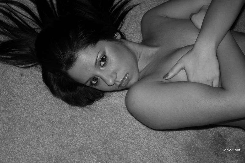 Private Erotic Album of Cute Girl: Explicit Photos for Adults Only