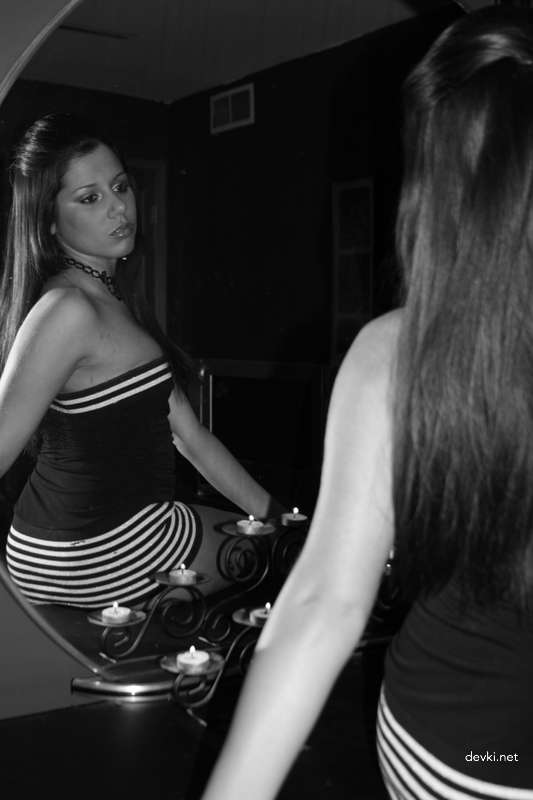 Private Erotic Album of Cute Girl: Explicit Photos for Adults Only