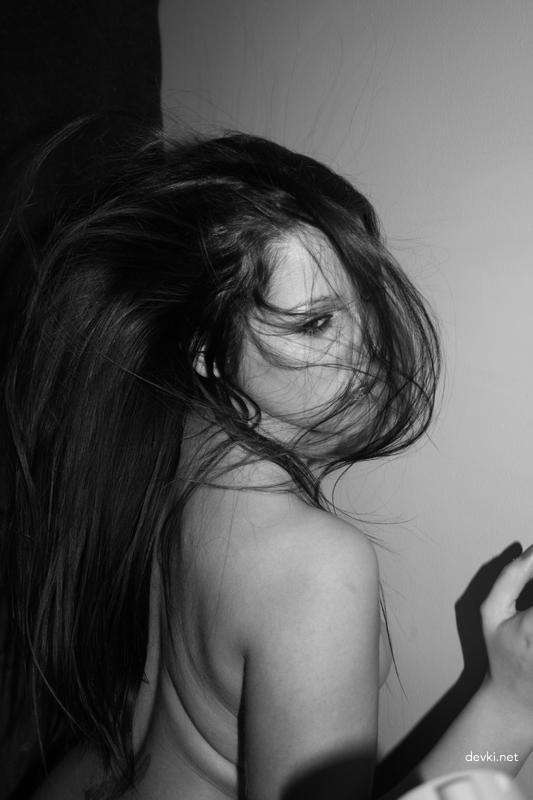 Private Erotic Album of Cute Girl: Explicit Photos for Adults Only