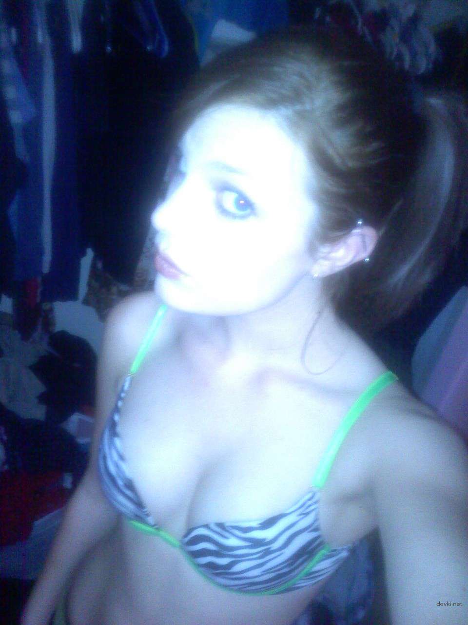 Redhead Girl's Personal Porn Archive - Explicit Amateur Photos