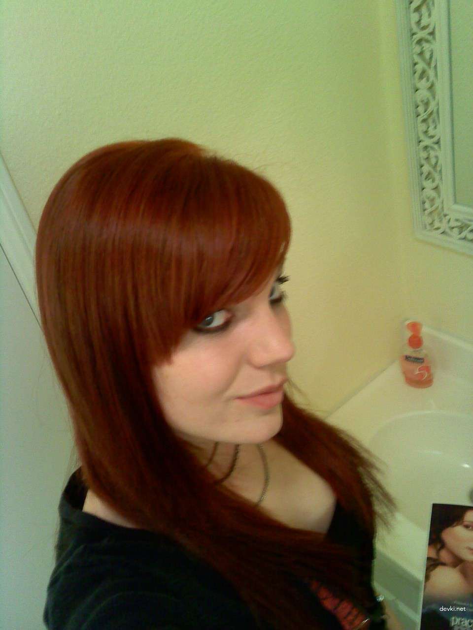 Redhead Girl's Personal Porn Archive - Explicit Amateur Photos