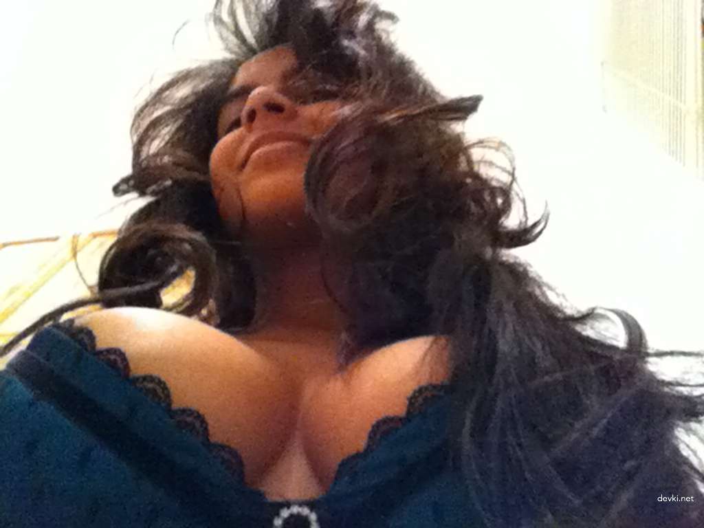 Big Booty Indian Erotica: Hot and Explicit Anal Action