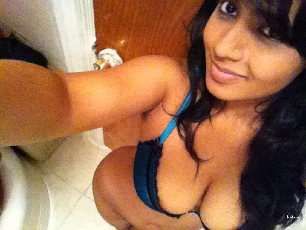 Big Booty Indian Erotica: Hot and Explicit Anal Action
