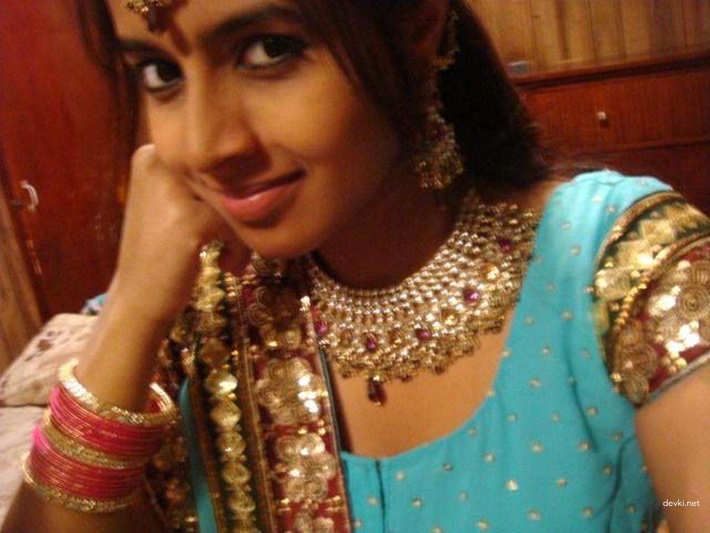 Big Booty Indian Erotica: Hot and Explicit Anal Action