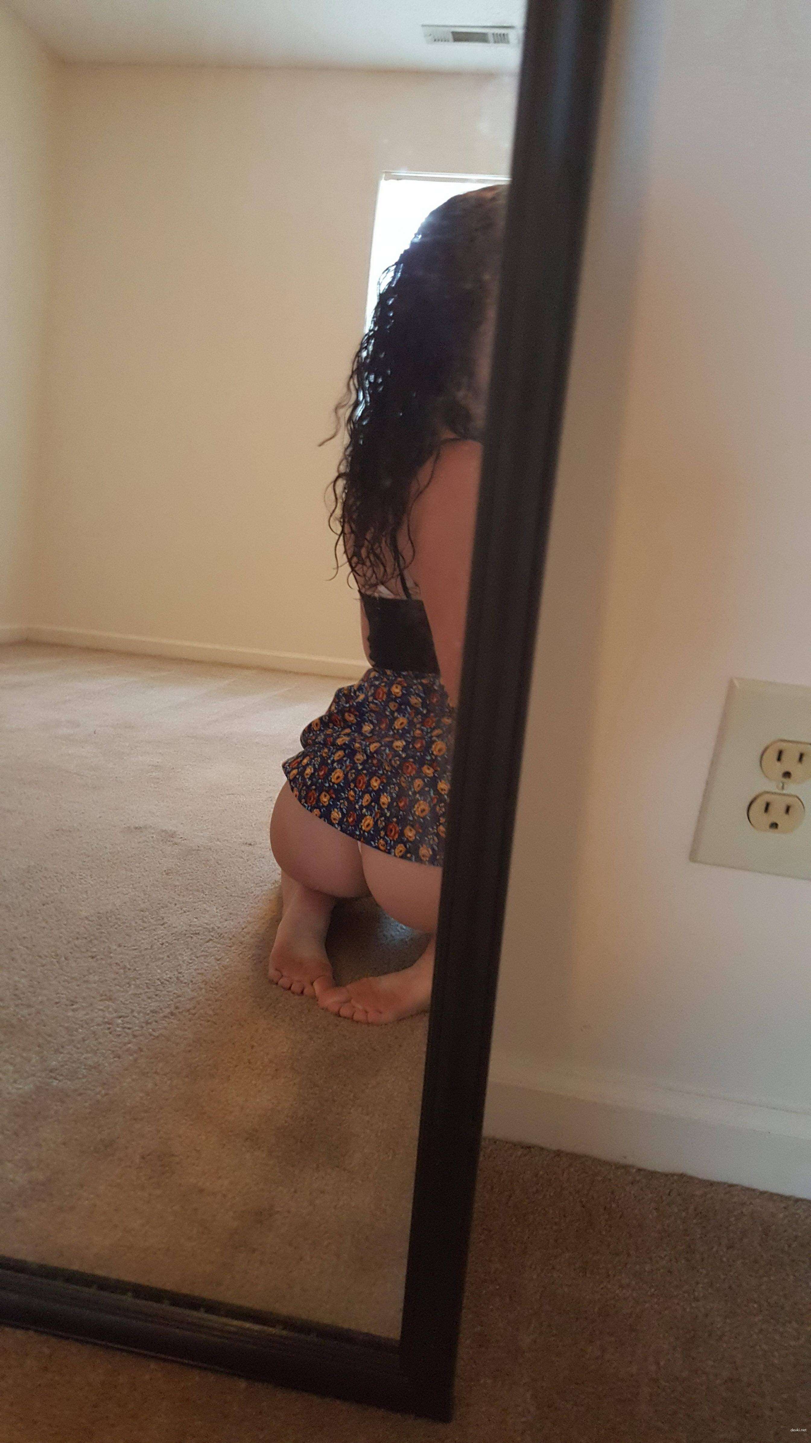 Curly Haired Babe with Big Booty - Explicit Russian Beauty in Lingerie