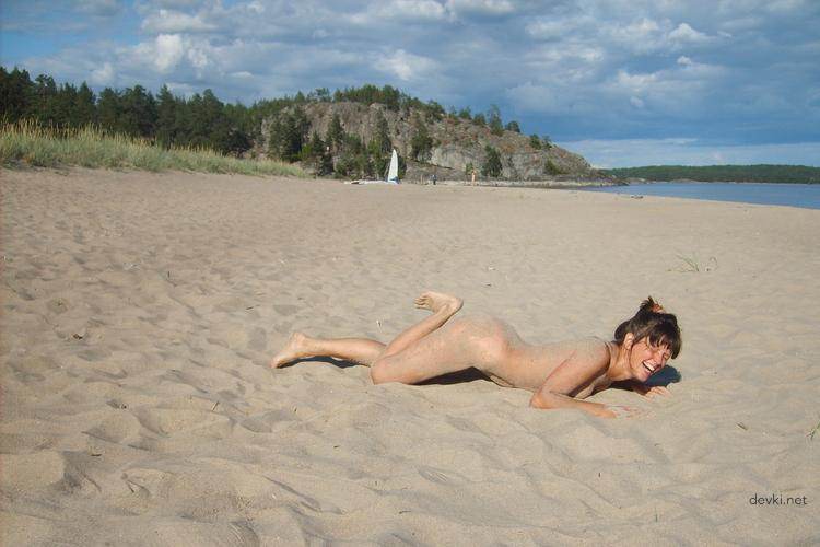 Wild Beach Party: Hot Fun in the Sun
