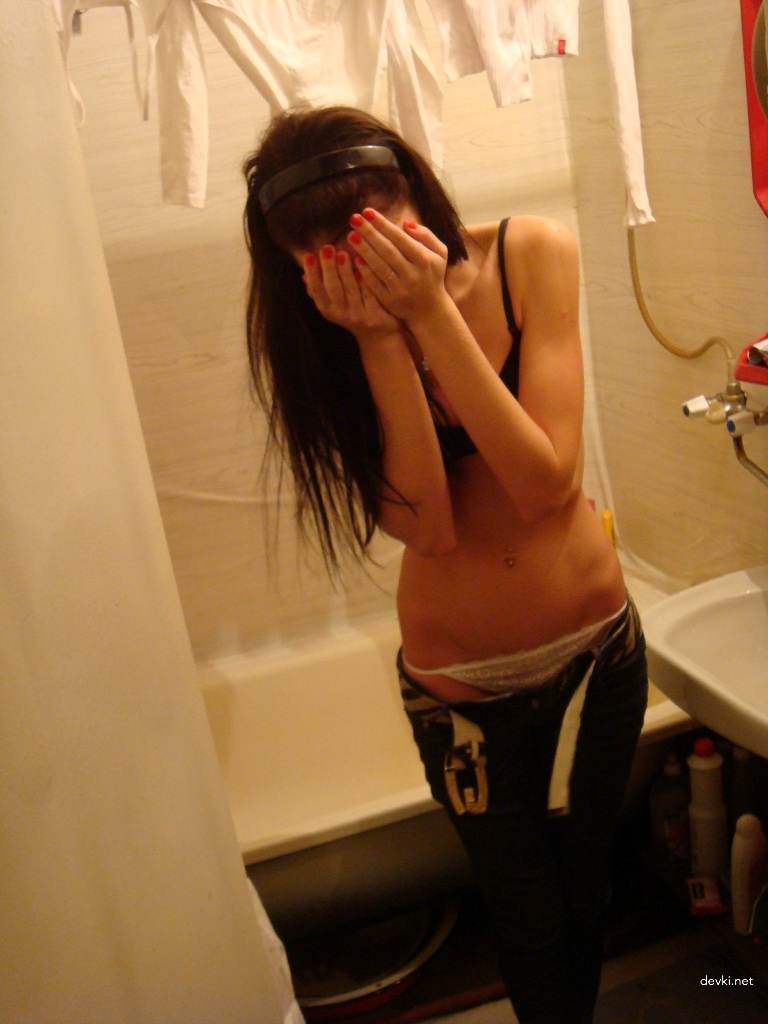 Hot Young Couple's Explicit Sex Photo Shoot: Intense XXX Action