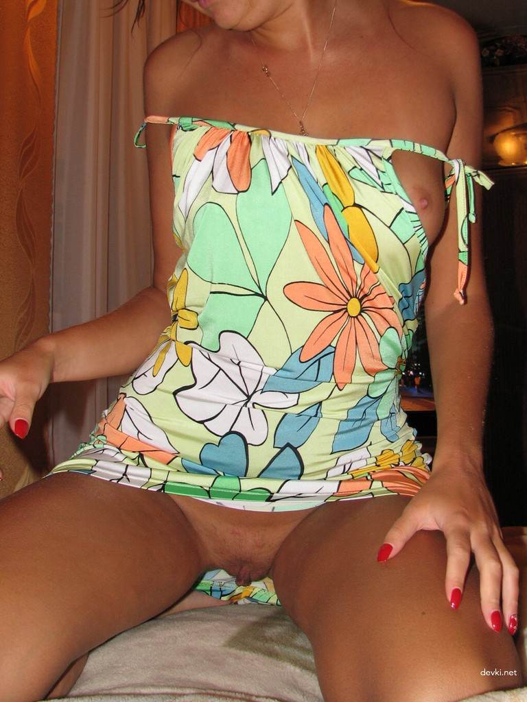 Hot Wife Porn Pics: Explicit Images of Beloved Woman