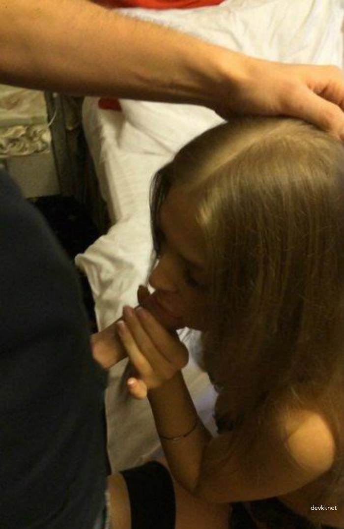 Skinny cutie sucks dick - Explicit blowjob from slim babe