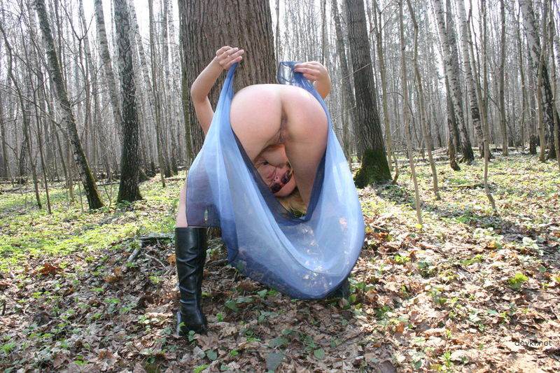 Blonde Strips Outdoors - Explicit Nude Photoshoot in Nature