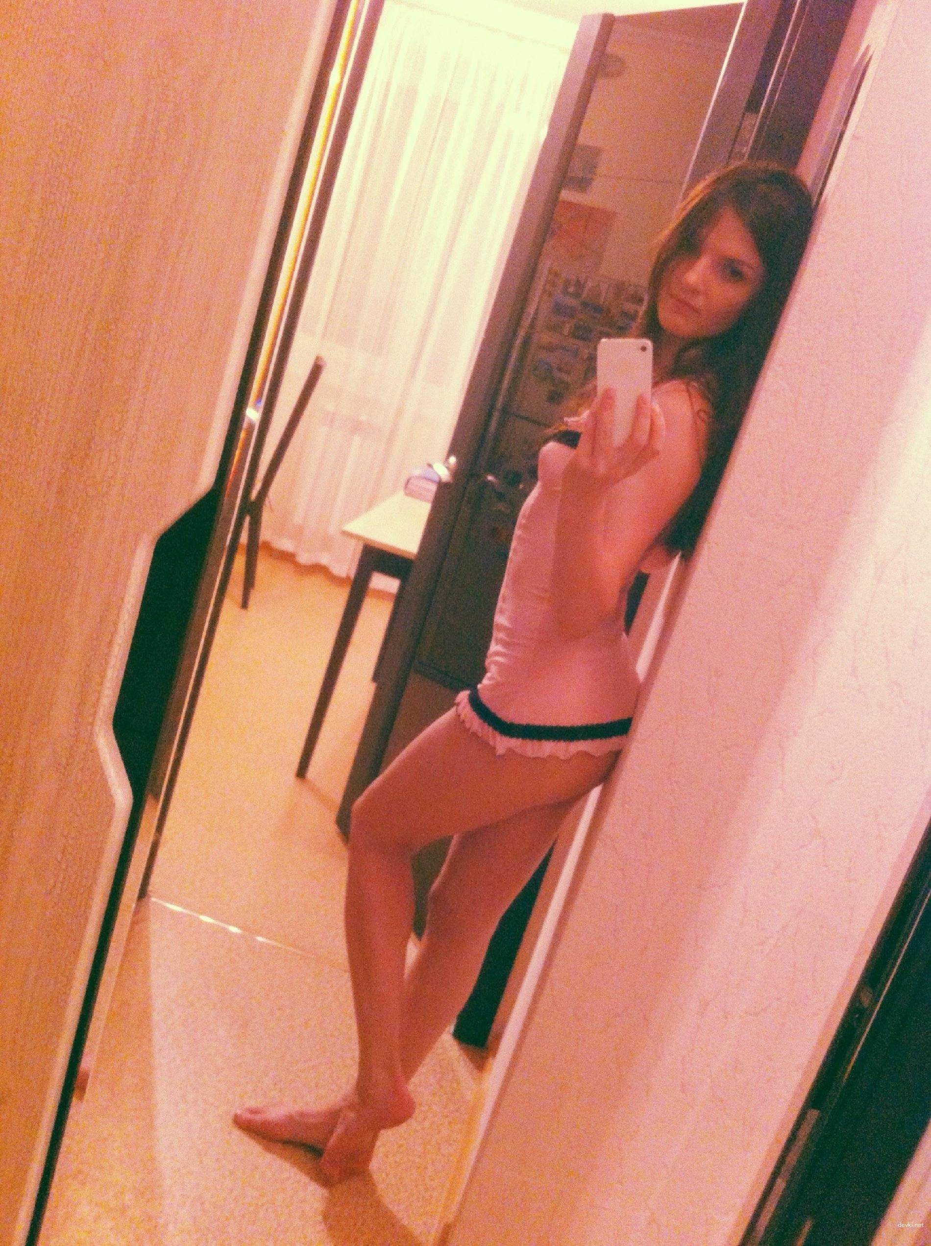 Tiny Tits Teen Selfie Nude: Bold Russian Girl with Small Boobs
