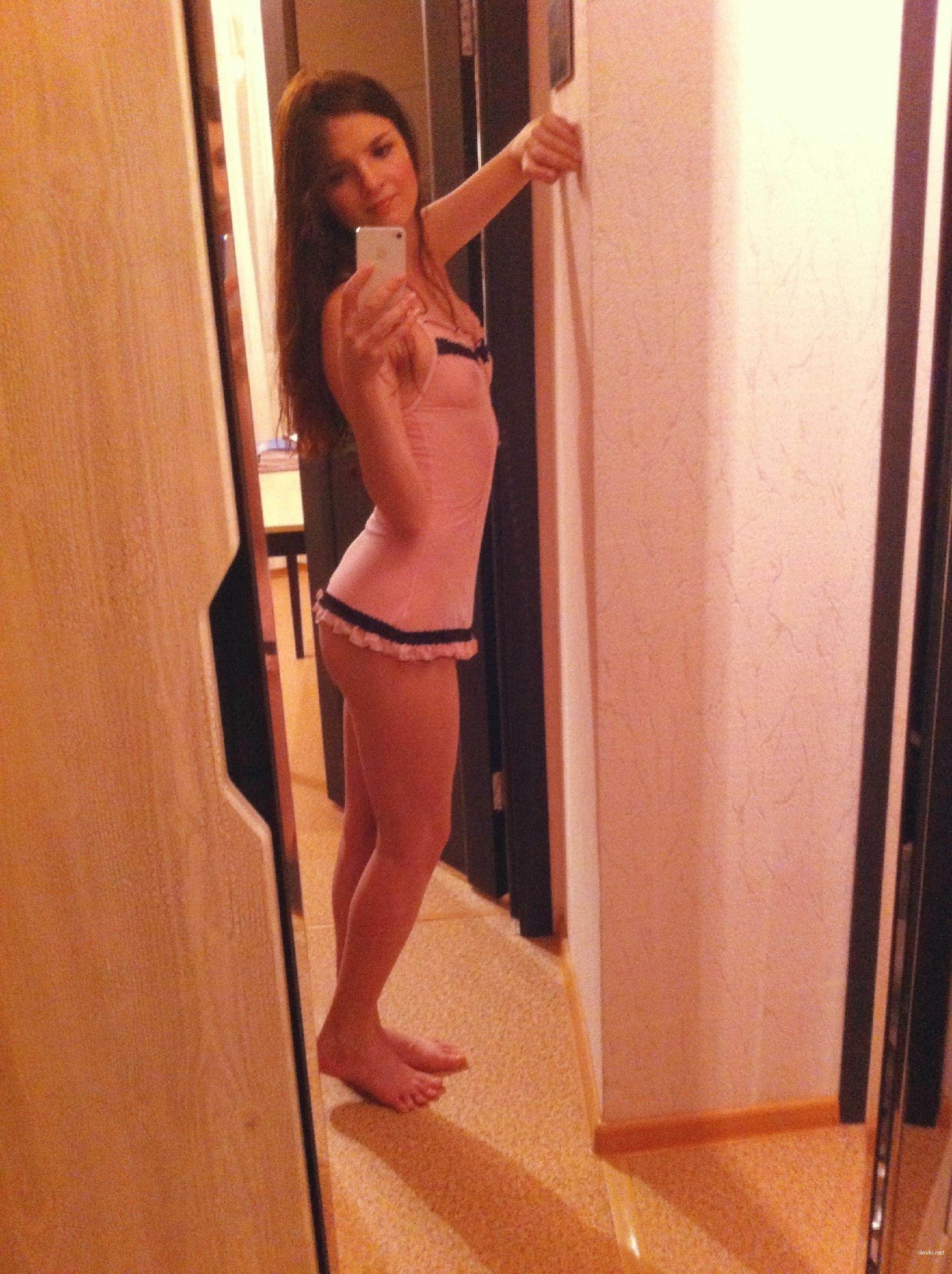 Tiny Tits Teen Selfie Nude: Bold Russian Girl with Small Boobs