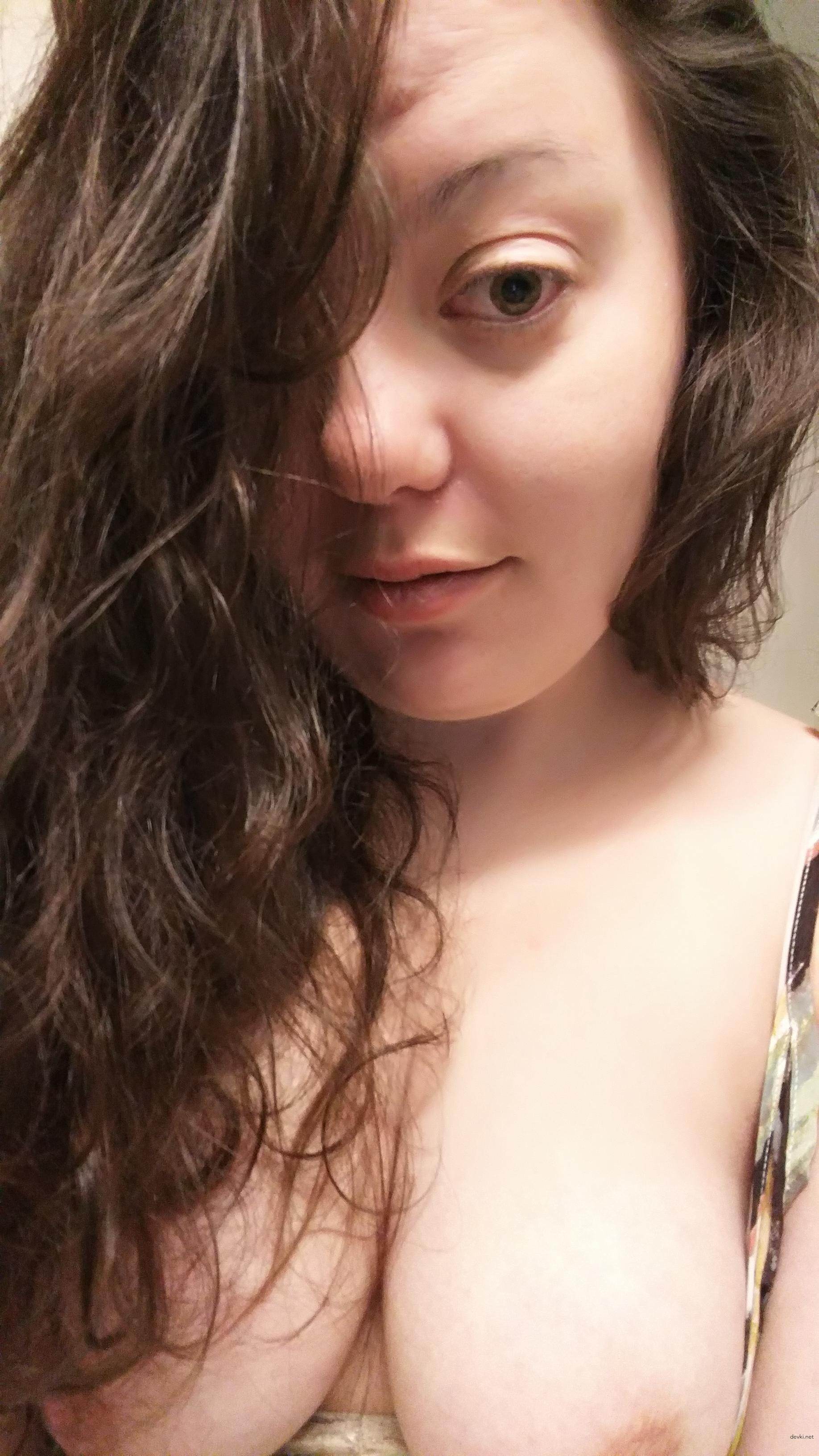 Hot Selfie on Webcam: Explicit Amateur Camgirl Strips Down