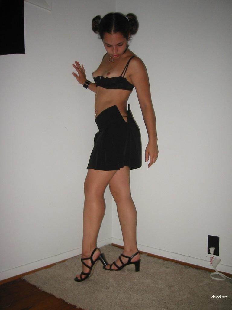 Brunette Sex Archive: Explicit Collection of Hot Brunette in Action