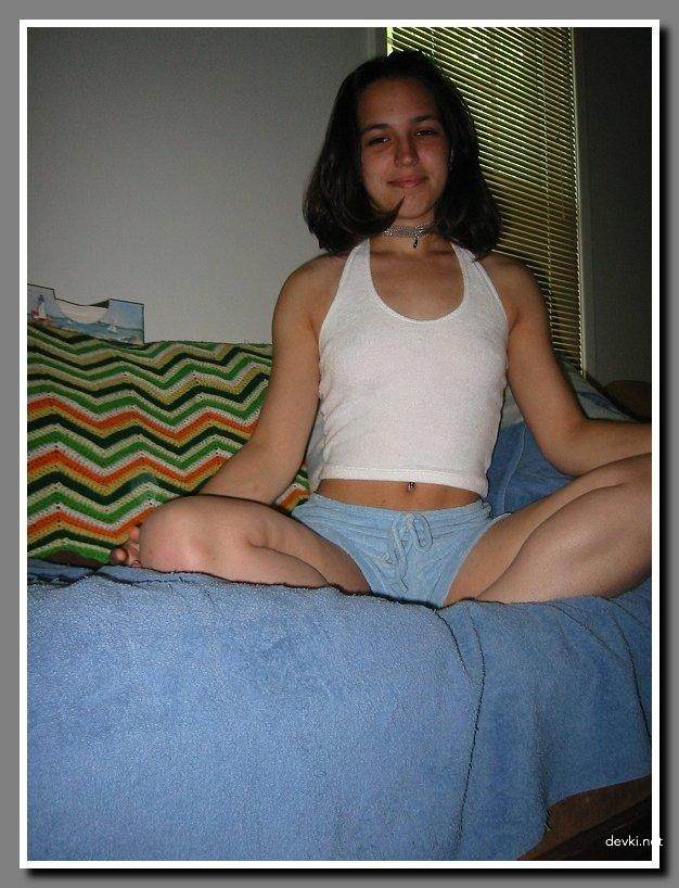 Brunette Sex Archive: Explicit Collection of Hot Brunette in Action
