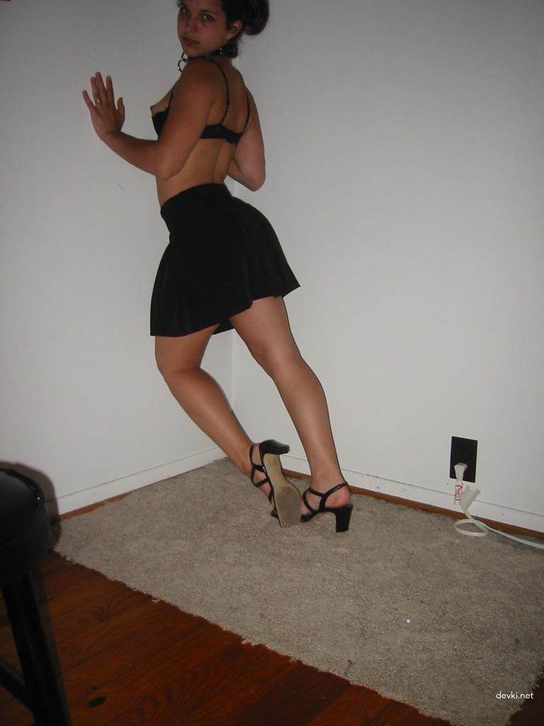 Brunette Sex Archive: Explicit Collection of Hot Brunette in Action