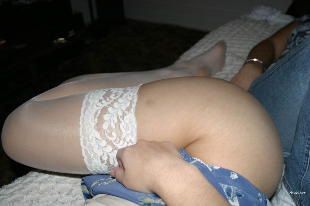 Brunette's Explicit Intimate Archive: Hardcore XXX Photos for Adults