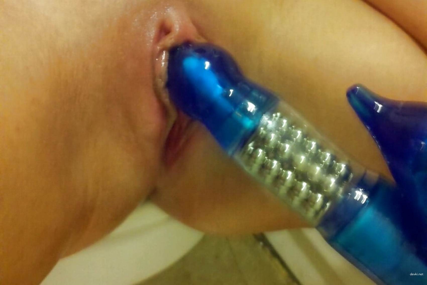 Kinky Solo Girl's X-Rated Archive: Explicit Photoshoot